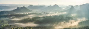 Foto auf Kissen - Nebelmeer In Der Sächsischen Schweiz oder mit Eig...