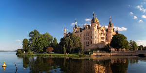 Motiv auf Label - Schweriner Schloss oder mit Eigenem Foto