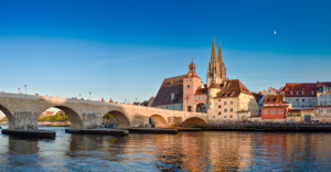 Wunschbild Label - Regensburger Altstadt oder mit Eigenem Foto