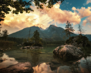 Wunschmotiv auf Labeldruck - Bunte Wolken Über Dem Watzmann Am Hint...