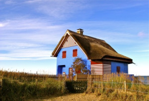 Wunschbild auf Leinwand - Blaues Haus oder mit Eigenem Foto