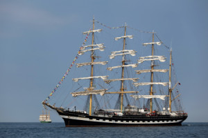 Motiv auf Leinwand - Krusenstern oder mit Eigenem Foto
