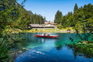 Wunschbild Leinwanddruck - Urlaub Am Blausee In Der Schweiz oder mi...