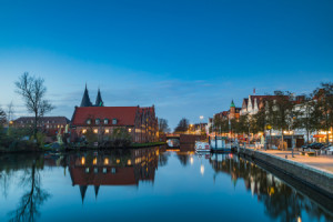 Bilder Leinwand - Schönes Lübeck oder mit Eigenem Foto