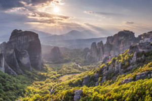 Fotoleinwanddruck - Sonnenuntergang Über Den Meteora Felsen oder mi...