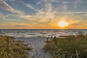 Motiv auf Leinwand - Segelboot Am Horizont oder mit Eigenem Foto