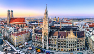Wunschmotiv Mousepad - Panorama München Innenstadt oder mit Eigenem...