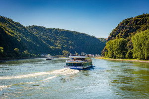 Bild auf Mousepad - Einfahrt Zur Loreley 30N oder mit Eigenem Foto