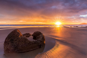 Wunschmotiv auf Papier - Moeraki Boulders oder mit Eigenem Foto