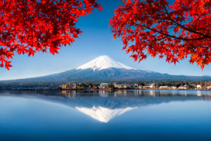 Wunschbild Papier - Berg Fuji Und See Kawaguchiko Im Herbst oder mi...