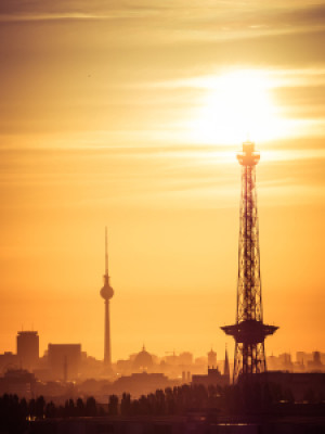 Wunschbild Poster - Die 2 Türme Berlin oder mit Eigenem Foto