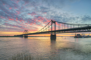 Wunschmotiv Posterdruck - Rheinbrücke Krefeld-Uerdingen Bei Sonnena...