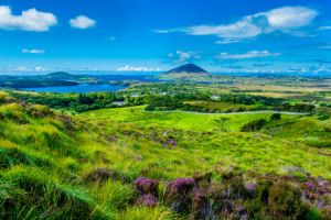 Foto Schieferplatte - Landschaft An Der Küste Bei Connemara In Irla...