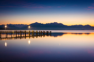 Motiv Schieferplatte - Abend In Chieming Am Chiemsee oder mit Eigen...
