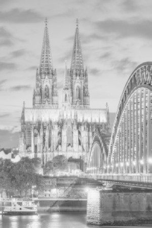 Wunschmotiv auf Schieferplatte - Beleuchteter Kölner Dom Schwarz-We...
