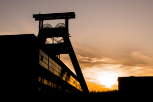 Wunschbild Tapete - Zeche Im Untergang oder mit Eigenem Foto