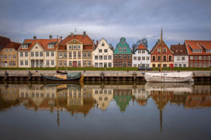 Wunschmotiv als Tapete - Glückstadt - Häuser Am Hafen oder mit Eige...