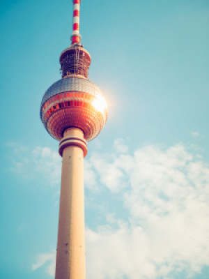 Wunschmotiv Tapete - Berliner Fernsehturm oder mit Eigenem Foto