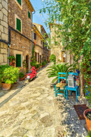 Wunschmotiv Tapete - Valldemossa Inside oder mit Eigenem Foto
