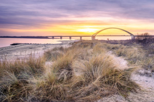 Foto Tapete - Blick Zur Fehmarnsundbrücke oder mit Eigenem Foto