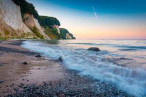 Motiv auf Tapete - Abend An Der Kreideküste Auf Rügen oder mit Eige...