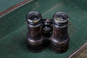 Bild auf Tapete - Retro-Fernglas oder mit Eigenem Foto