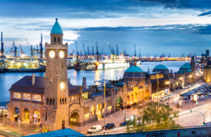 Motiv Tasse - Hamburg Landungsbrücken oder mit Eigenem Foto