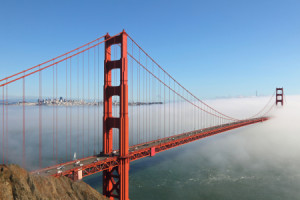 Foto auf Teppich - Nebel Zieht In Die San Francisco Bay oder mit Ei...