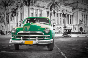 Teppich - Grüner Oldtimer Havanna Kuba oder mit Eigenem Foto