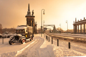 Wunschbild als Teppich - Oldtimer An Der Glienicker Brücke oder mit...