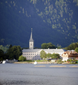 Foto auf Teppich - Stiftskirche Ossiach oder mit Eigenem Foto