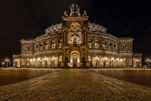 Motiv auf Teppich - Semperoper oder mit Eigenem Foto