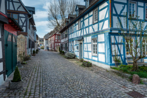 Wunschmotiv Teppich - Eltville - Historische Fachwerkhäuser 07 oder...