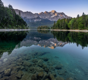 Wunschbild auf Teppich - Eibsee In Bayern oder mit Eigenem Foto