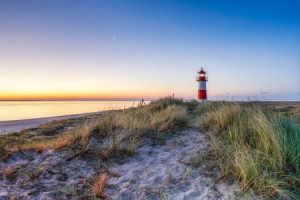 Motiv Teppich - Sonnenaufgang Am Leuchtturm Auf Sylt oder mit Eigen...