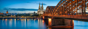 Teppich - Köln Skyline Mit Kölner Dom Und Hohenzollernbrücke oder m...