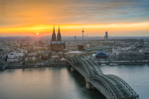 Bilder Teppich - Blick Über Köln Bei Sonnenuntergang oder mit Eigen...