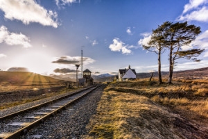 Wunschbild auf Tischdecke - Bahnhof In Den Highlands oder mit Eigen...