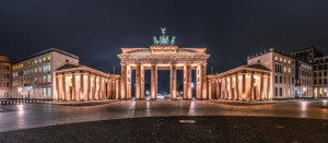 Wunschmotiv Tischdecke - Berlin Brandenburger Tor Panorama Bei Nach...