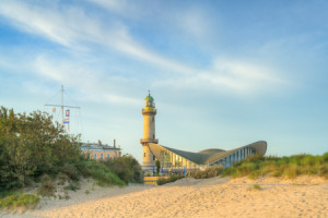 Motiv als Tischdecke - Leuchtturm Und Teepott Warnemünde oder mit E...