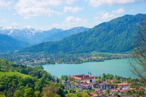 Bild Tischdecke - Tegernsee Mit Schloss Schöne Aussicht oder mit Ei...