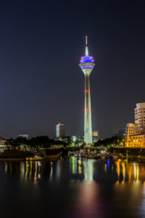 Wunschbild als Tragetasche - Medienhafen Mit Fernsehturm Düsseldorf...