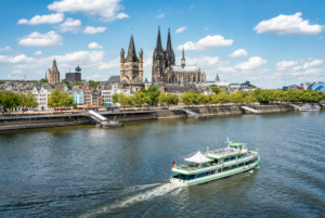 Wunschbild als Tragetasche - Köln Stadtansicht Im Sommer oder mit E...
