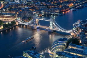 Motiv auf Tragetasche - London Tower Bridge Bei Nacht oder mit Eige...