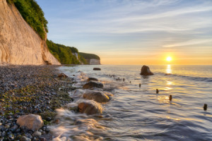 Bild Tragetasche - Morgens In Der Piratenschlucht Auf Rügen oder mi...