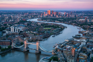 Wunschbild Türfolie - London Stadtansicht Am Abend oder mit Eigenem...