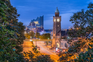 Motiv auf Untersetzer - Elbphilharmonie Und Pegelturm In Hamburg od...