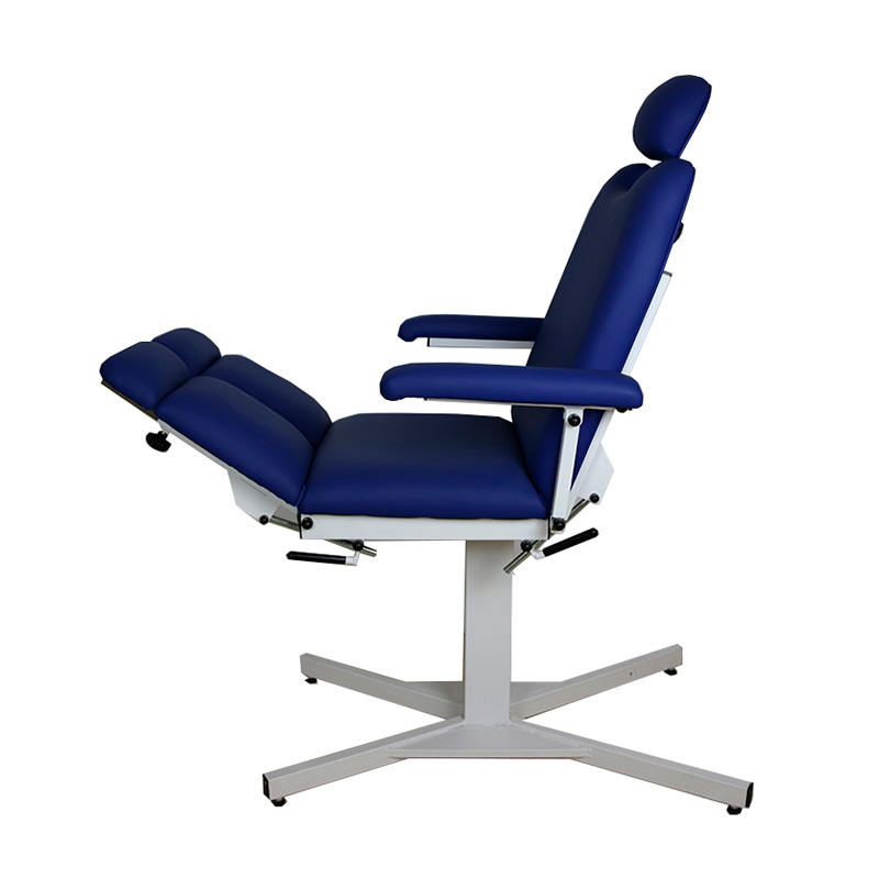 Cadeirão de podología de altura fixa com perneras extensibles, reposacabezas regulable e braços abatibles - Cor azul ÚLTIMA UNIDADE!