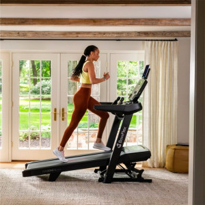Fita de Correr BowFlex T9: Potência, tecnologia e conforto para os teus treinamentos em casa