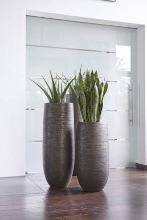 Flingora Vase »Lacey« mit Einsatz - Fiberglas Pflanzvase - Indoor - Metallisch Bronzebraun - Höhe 117 cm / Ø 41 cm